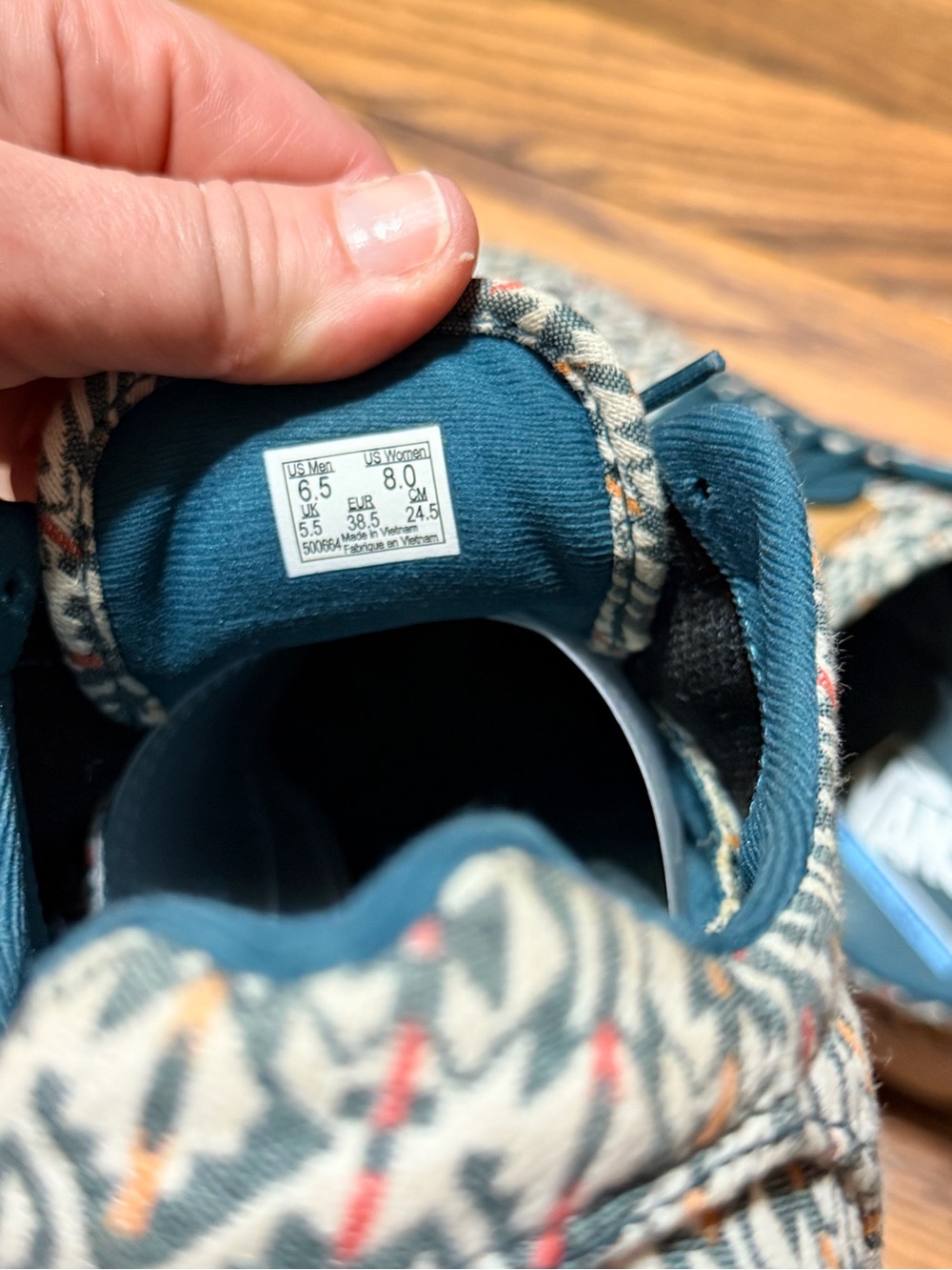 Vans Cush Geometric Print Low Top Sneakers Navy Tan Women’s 8 Men’s 6.5 - Picture 4 of 5